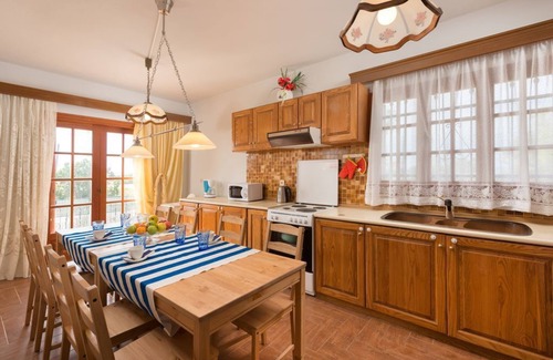 Kalavarda Villa | Villa tranquila de 3 dormitorios - "Villa Marianna A"