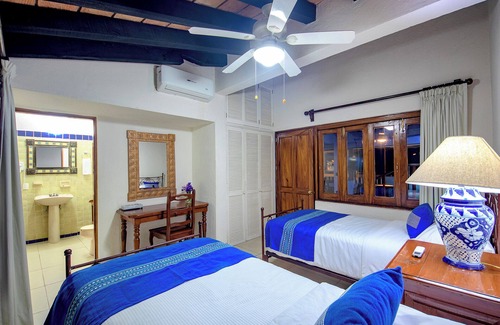 Zona romántica Complejo | 3-bedroom Penthouse in charming Puerto Vallarta