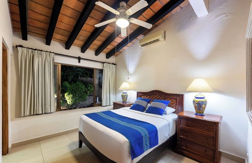 Zona romántica Complejo | 3-bedroom Penthouse in charming Puerto Vallarta