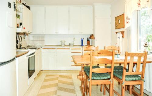 Saffle Municipality Casa | 3 Bedroom Pet Friendly Home In Säffle