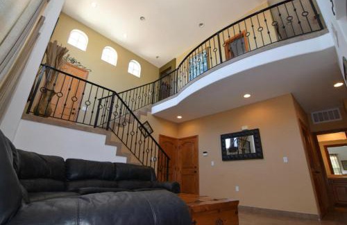 Rancho El Dorado Casa | 3-bedroom Pool Side Vacation villa