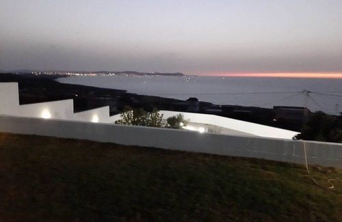 Aousja Casa | 3 bedroom private vacation home in metline