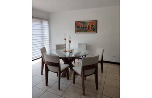 Zona 16 Casa | 3-bedroom residential home w/on-premises parking