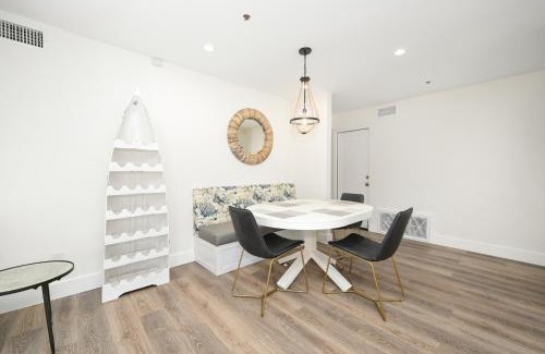 Balboa Island Casa | 3 Bedroom Renovated Condo on Balboa Island