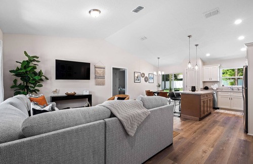 Fellowship Casa | 3-Bedroom Retreat in Ocala, 10 Min to WEC!