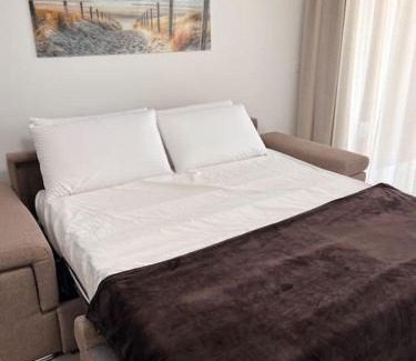 Bugibba Apartamento | 3 Bedroom Seaside Luxury Accommodation - Sleeps 8