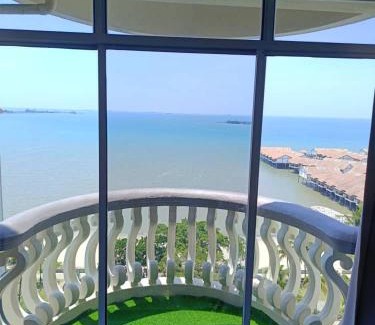 Taman Tanjung Apartamento | 3 BEDROOM SEAVIEW CONDO @ GLORY BEACH RESORT, PORT DICKSON