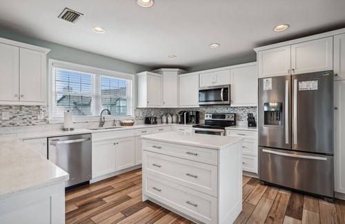 Duck Casa | Barco de 3 habitaciones Watch Home A solo 325 pies del acceso a la playa