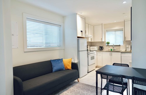 Fraserview Casa | 3-Bedroom Single House/ 1 Free Parking/ Good Location in Vancouver
