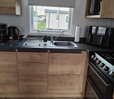 Whitley Bay Complejo | 3 Bedroom Static Caravan, Sleeps 8, New 2025!