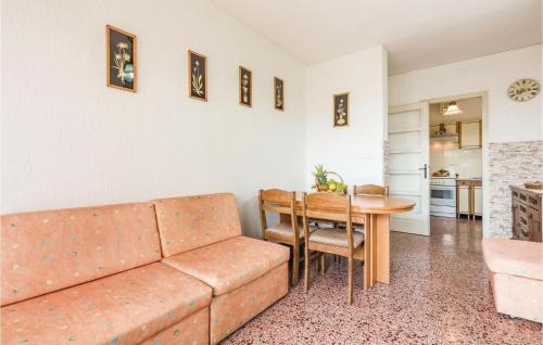 Ika Apartamento | 3 Bedroom Stunning Apartment In Lovran