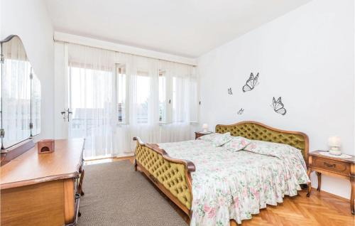 Ika Apartamento | 3 Bedroom Stunning Apartment In Lovran