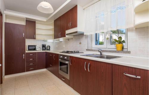Icici Apartamento | 3 Bedroom Stunning Apartment In Icici