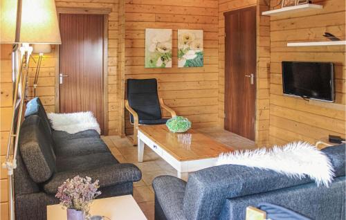 Rheezerveen Casa | 3 Bedroom Stunning Home In Rheezerveen