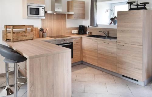 Terre-et-Marais Casa | 3 Bedroom Stunning Home In Sainteny