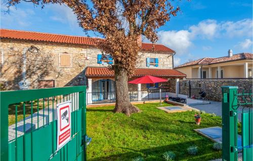 Jursici Casa | 3 Bedroom Stunning Home In Brscici