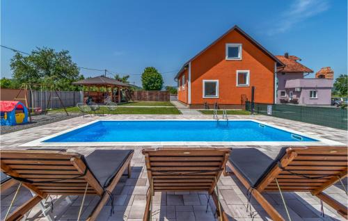 Otocac Casa | 3 Bedroom Stunning Home In Otocac
