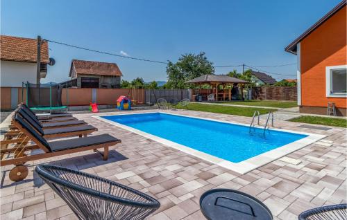 Otocac Casa | 3 Bedroom Stunning Home In Otocac