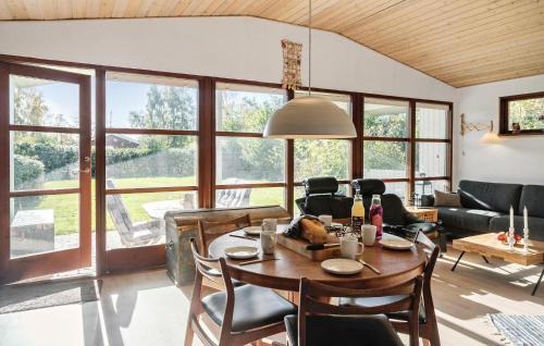 Stubbekobing Casa | 3 Bedroom Stunning Pet-Friendly Home In Stubbekøbing