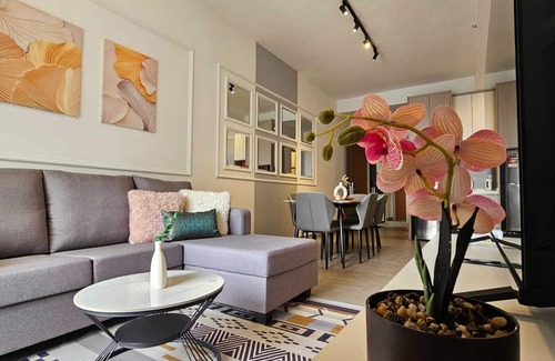 Shah Alam Apartamento | 3 Bedroom Suite in Marvelous Shah Alam with WiFi, Gym, Pool & 2 Carpark, Sleeps6