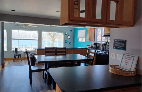 Monticello Casa | 3 Bedroom Suite, just steps from Indiana Beach with lake access and more!