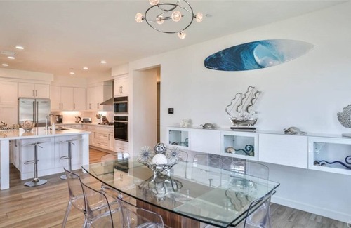 Del Obispo Casa | 3 Bedroom Townhome 460891 by Houzlet