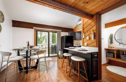 Cedar Casa | 3-bedroom townhome in charming Cedar with AC, WiFi. Enjoy your stay!