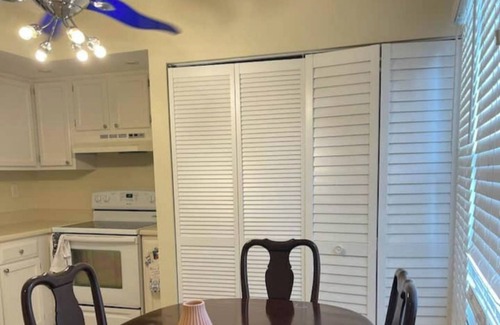 Peachtree Corners Casa | 3-bedroom townhome in peaceful Norcross with AC