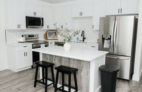 Saxon Casa | 3-bedroom townhome in charming Spartanburg with WiFi, AC. Enjoy your stay