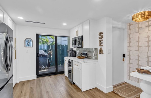 Islamorada Complejo | 3-bedroom Townhome with Direct Ocean Views at resort in Islamorada