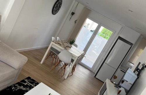 Orihuela Costa Casa | Casa adosada de 3 dormitorios con piscina privada en playa flamenca