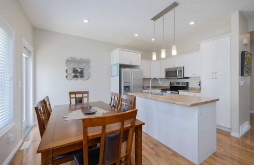 Saskatoon Casa | 3 Bedroom Townhouse Stonebridge