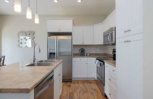 Saskatoon Casa | 3 Bedroom Townhouse Stonebridge