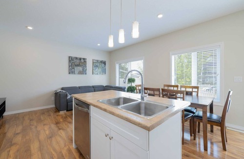 Saskatoon Casa | 3 Bedroom Townhouse Stonebridge