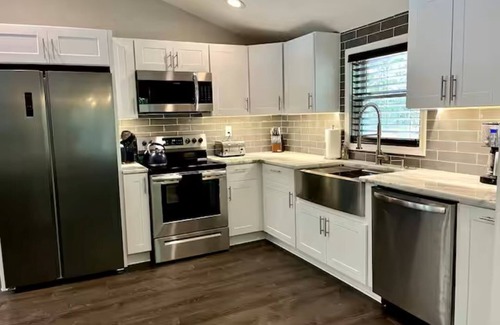 Locust Lake Village Cabaña | 3 bedroom tranquil home in the Poconos
