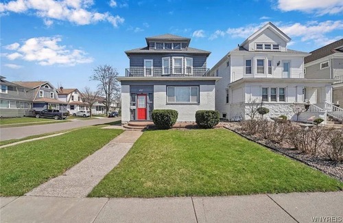 North Buffalo Casa | 3 Bedroom unit in Buffalo