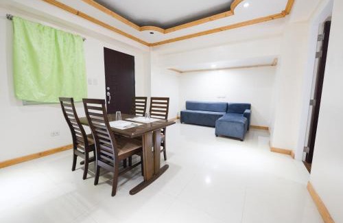 Baguio Apartamento | 3 Bedroom Unit with Breakfast for 2pax