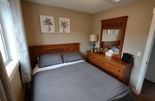 Grande Prairie Casa | 3 Bedroom Upstairs Suite - Fully Stocked, Clean and Pet-Friendly