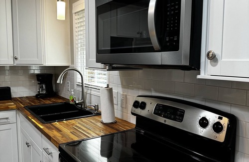 Lillington Casa | 3-bedroom vacation home near Cape Fear River