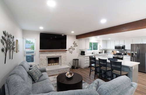 Vista Casa | 3-bedroom vacation home 16 minutes from LEGOLAND® California