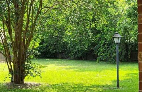 Barker Casa | 3-bedroom vacation home 13 minutes from Willowbrook Mall