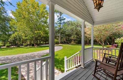Pawleys Island Casa | 3 Bedroom Vacation Home with Salt Water Pool