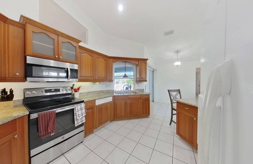 Rotonda Lakes Casa | 3-bedroom vacation home just 8 minutes to Manasota Key Beach