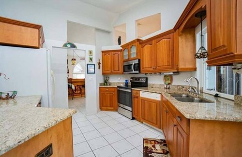 Rotonda Lakes Casa | 3-bedroom vacation home just 8 minutes to Manasota Key Beach