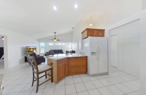 Rotonda Lakes Casa | 3-bedroom vacation home just 8 minutes to Manasota Key Beach