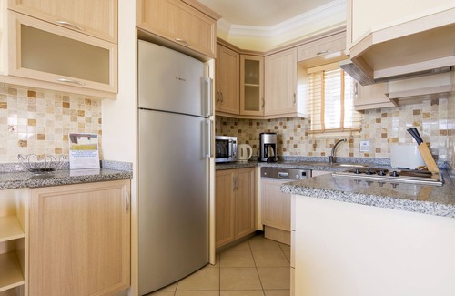 Dagbelen Villa | APOLLONIU SPA BEACH RESORT VILLA DE 3 DORMITORIOS