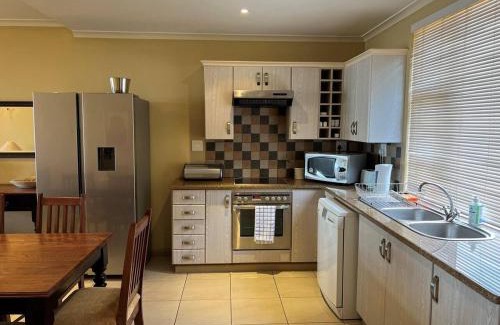 Mossel Bay Apartamento | 3 Bedroom Villa in Pinnacle Point Estate