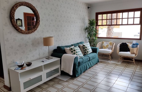 Sardina Chalet De Esquí | Chalet de 3 habitaciones en la playa - Alquiler de larga temporada @carolahouse