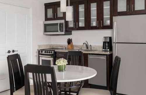 Las Vegas Complejo | 3 Bedroom Villa, Sleeps 12, at Las Vegas Marriott Grand Chateau Resort!!