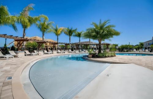 Kissimmee Casa | 3-Bedroom Villa w/Clubhouse, Near Disney